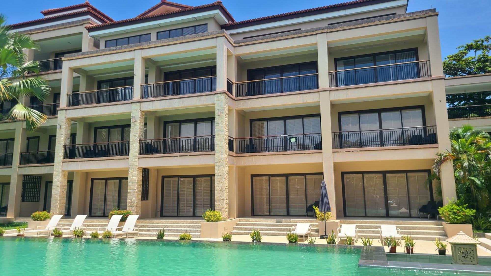 Coralpoint Gardens Suites & Residences Lapu-Lapu City Exterior photo